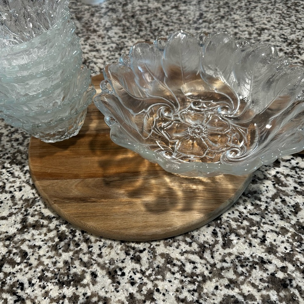 Vintage Indian Glass wild rose pattern serving bowl with six berry bowls
